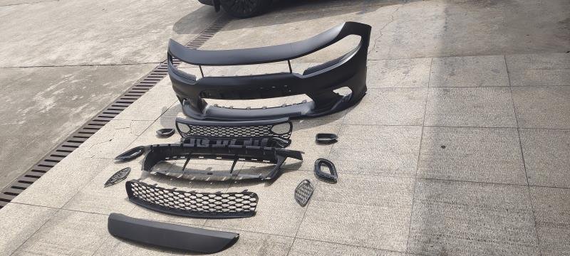 Reinforced Front Bumper Assembly for Dodge Charger Hellcat 2019 with 1000HP-Capable Cooling Architecture & Track-Validated Aero Profile - Image 3