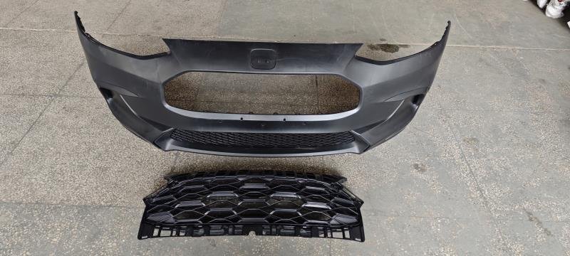 Affordable Plastic Front Bumper Kit for Honda HR-V 2023-2025 | Durable Aftermarket Replacement with Quick Delivery